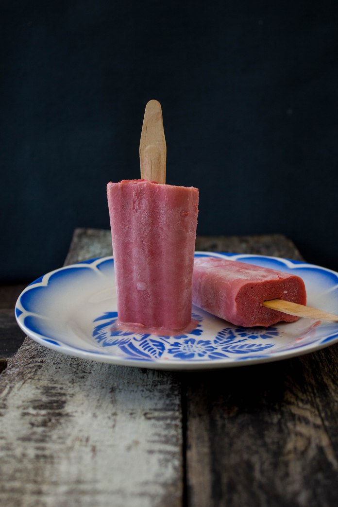 rhubarb and raspberry ice cream with almond milk 1